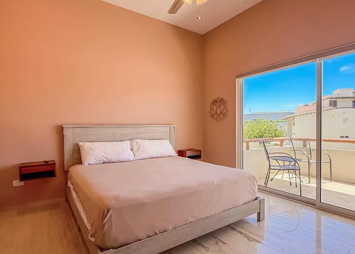 With Private Terrace, Pool & Gym Access Apartamento