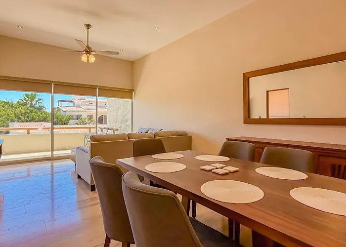 With Private Terrace, Pool & Gym Access Apartamento