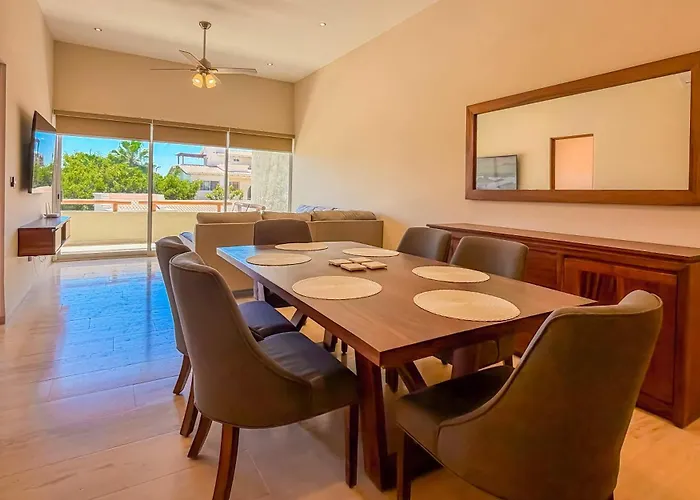 Apartamento With Private Terrace, Pool & Gym Access *
