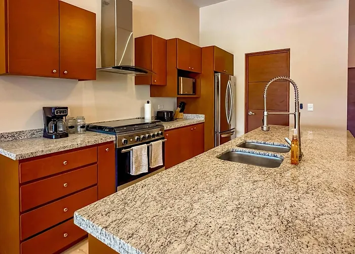 Apartamento With Private Terrace, Pool & Gym Access