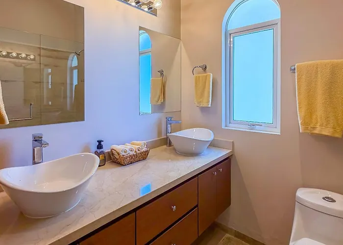 With Private Terrace, Pool & Gym Access Apartamento Cabo San Lucas