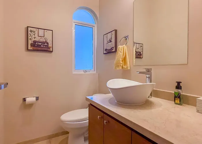 Apartamento With Private Terrace, Pool & Gym Access *