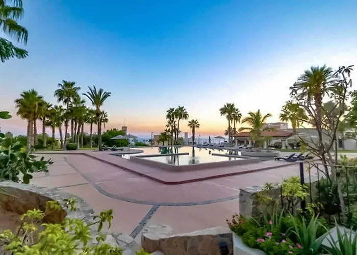 With Private Terrace, Pool & Gym Access Apartamento Cabo San Lucas